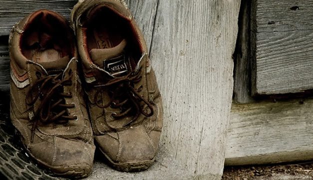 Kerikil Tajam di Sepatu Pengemis