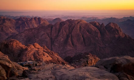 Kisah Nabi Musa dan Gunung Sinai